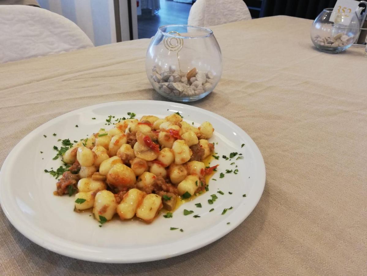 Hotel Arlecchino Riccione Luaran gambar